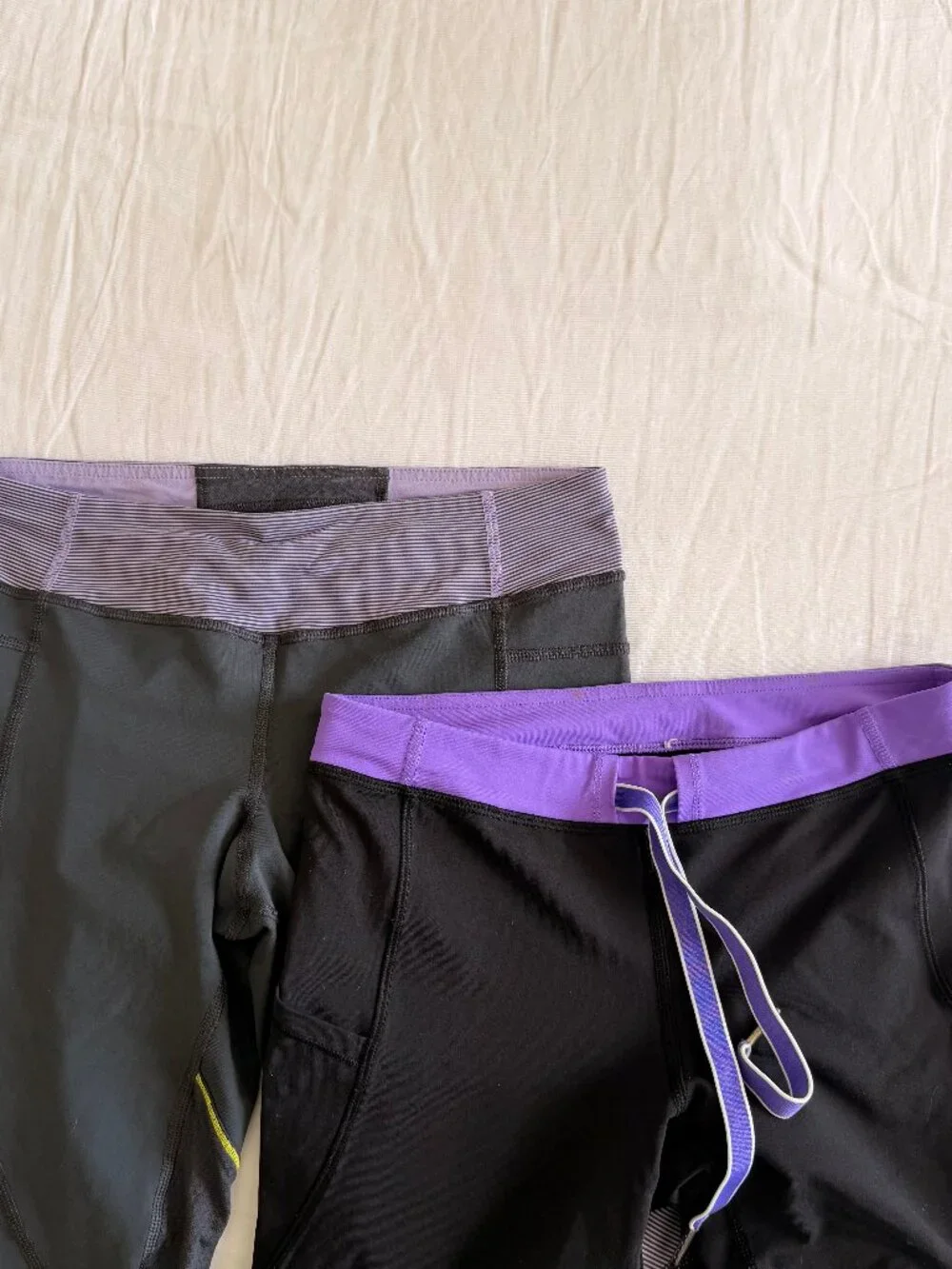 Lulu black crop legging bundle (sz 6) - Picture 6 of 9